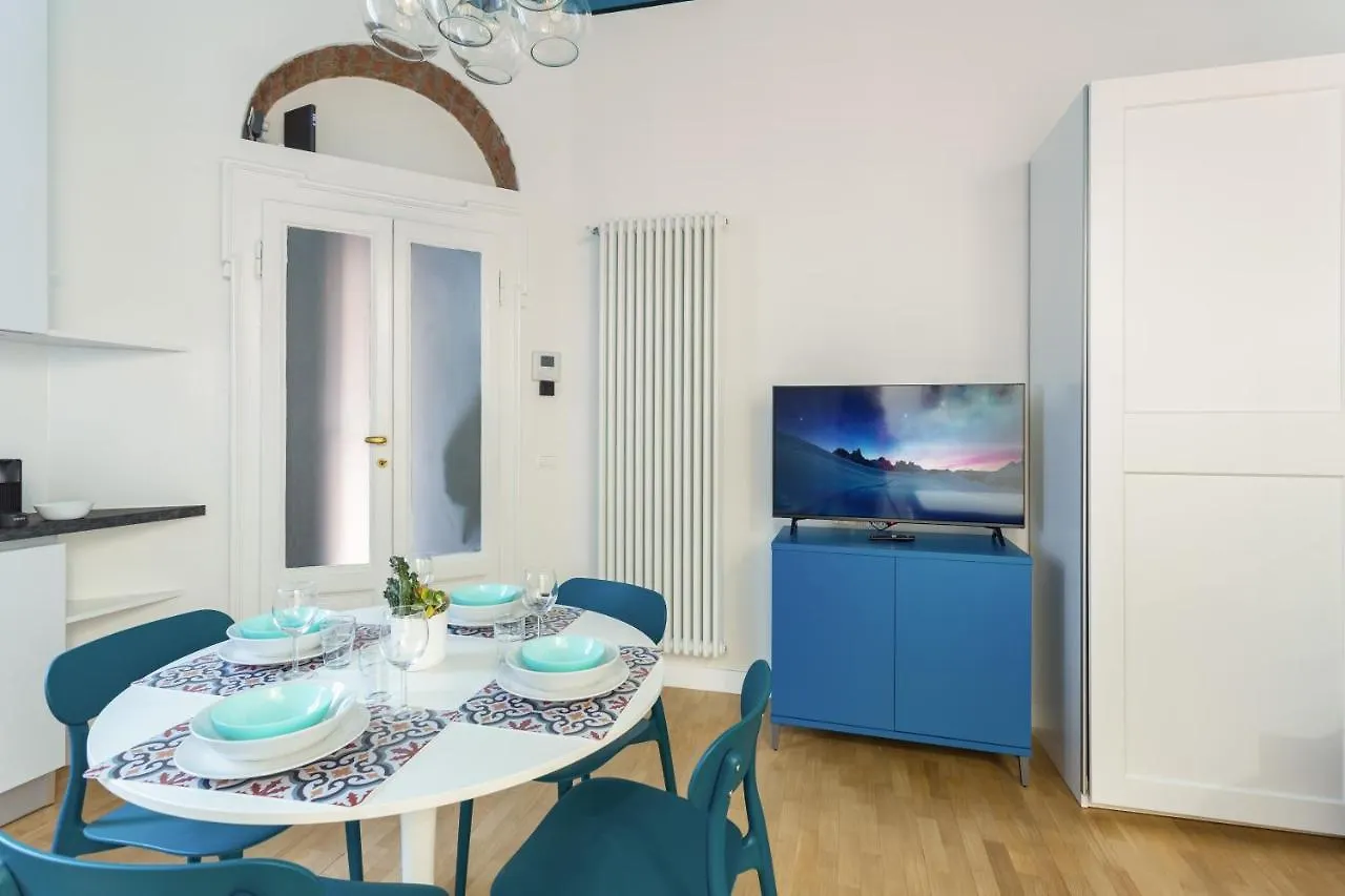 Milanofierapartments Correggio Suite 0*, Milan